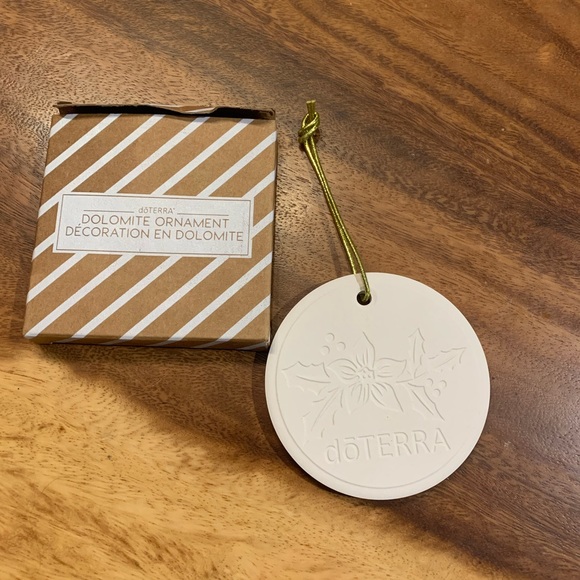 Doterra Ornament Clay Diffuser - Picture 1 of 1